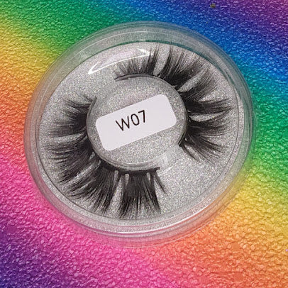 Lashes (W07)
