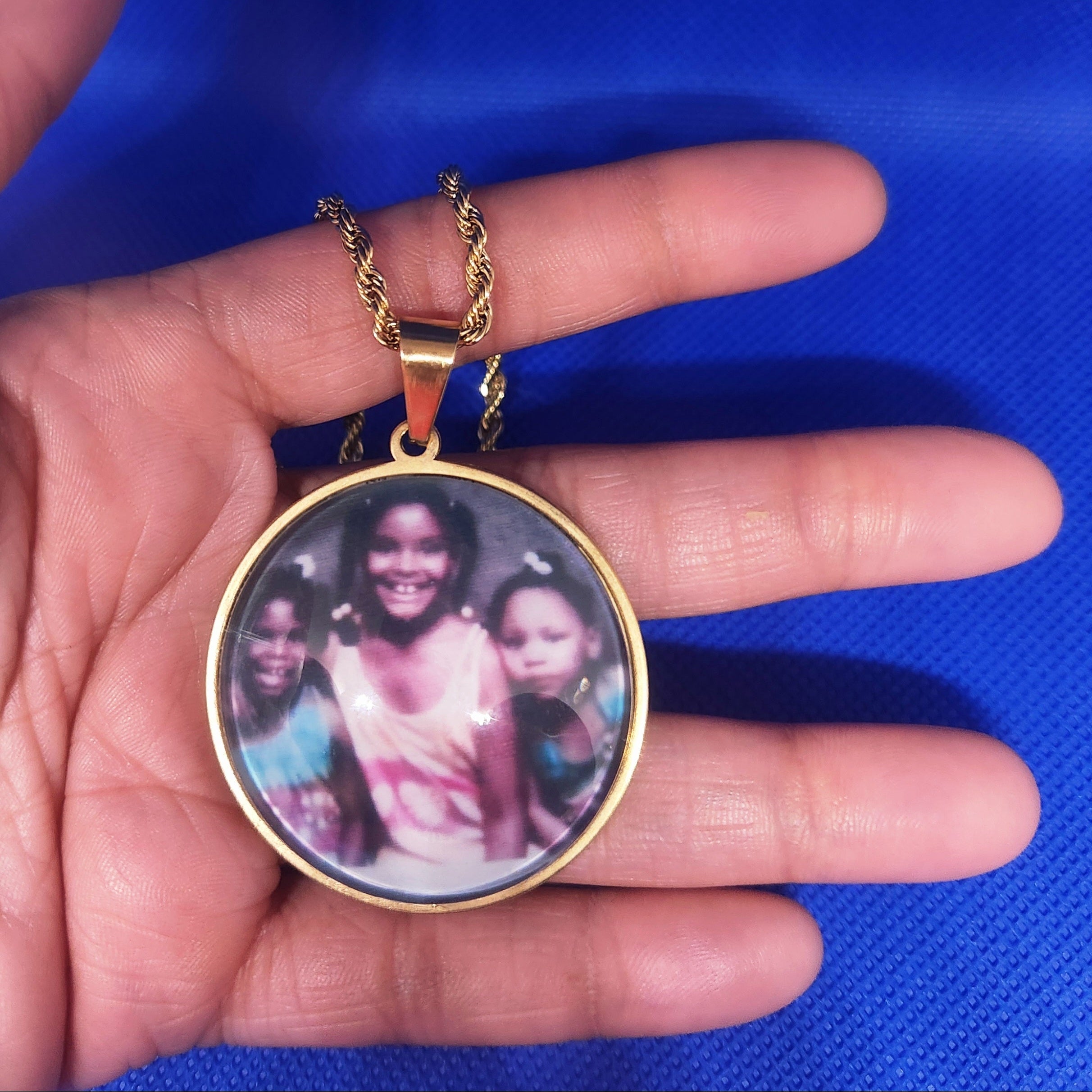 Stainless Steel Circle Photo Necklace