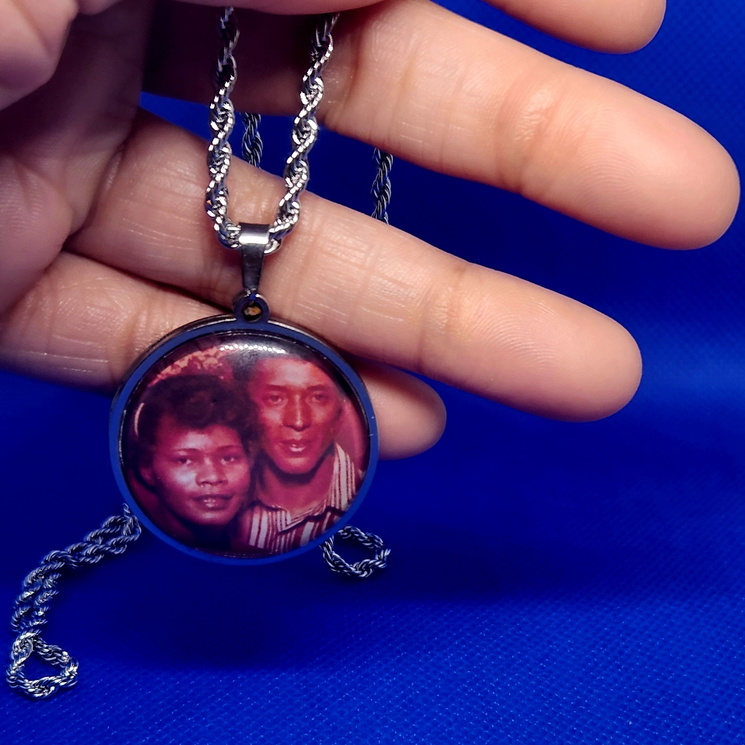 Stainless Steel Circle Photo Necklace