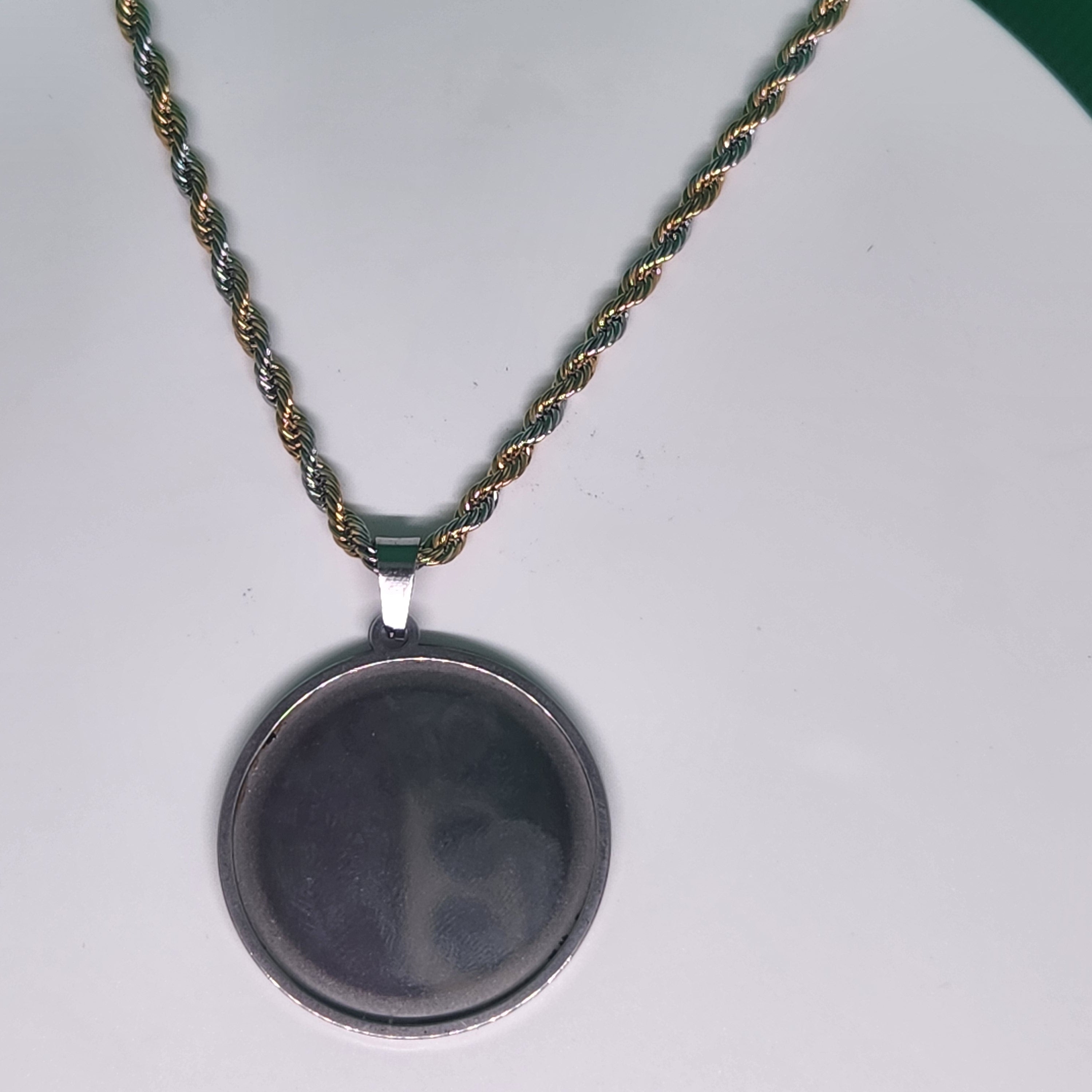 Stainless Steel Circle Photo Necklace