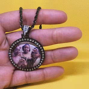 Circle Rhinestone Bezel Pendant Photo Necklace