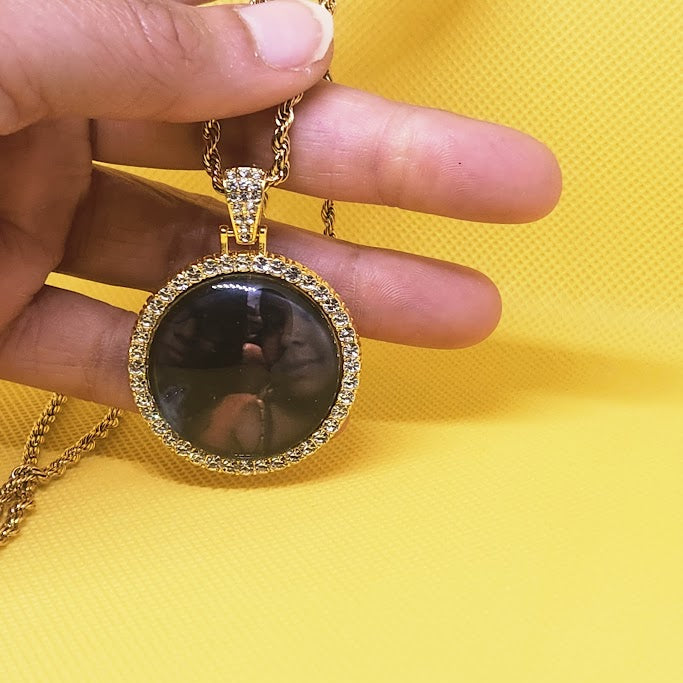 Circle Rhinestone Bezel Pendant Photo Necklace