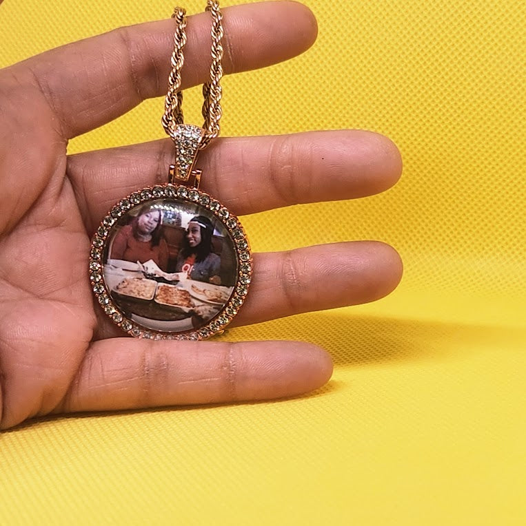 Circle Rhinestone Bezel Pendant Photo Necklace