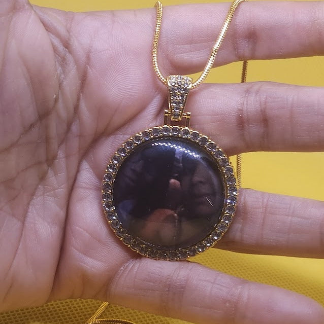 Circle Rhinestone Bezel Pendant Photo Necklace